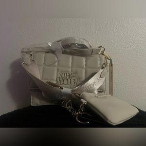 STEVE MADDEN OATMEAL QUILTED PURSE